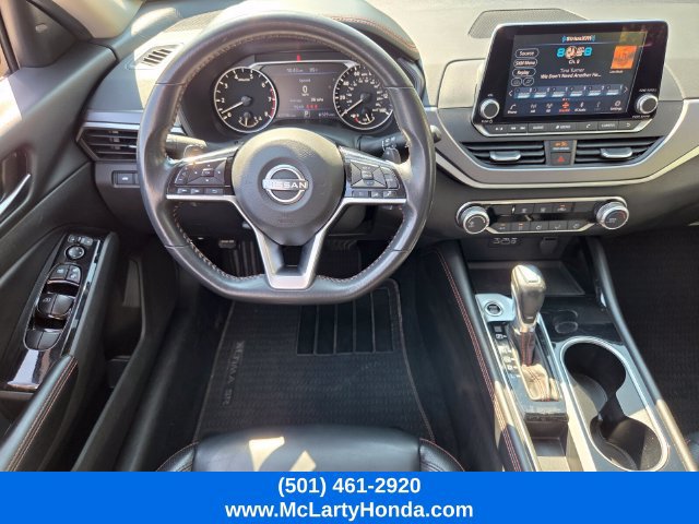 Used 2024 Nissan Altima 2.5 SR FWD image 12