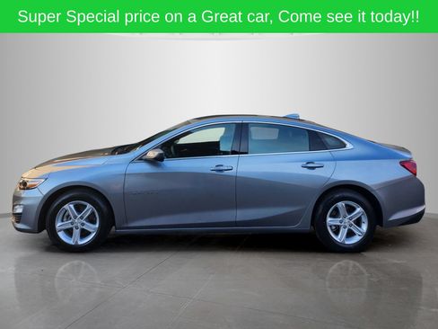 Used 2024 Chevrolet Malibu LT FWD image 4