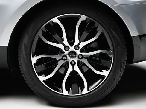 Used 2022 Land Rover Range Rover Sport HSE Silver Edition image 35