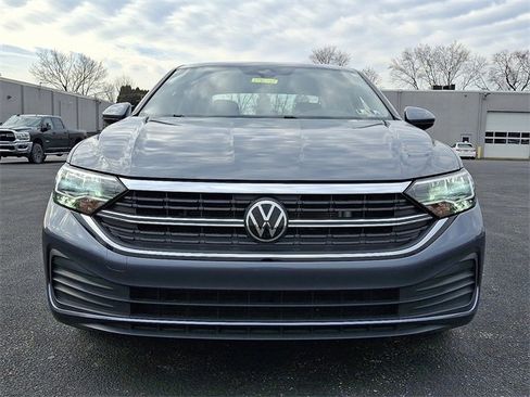 Used 2024 Volkswagen Jetta S image 5