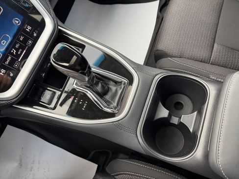 Used 2020 Subaru Outback Premium image 24