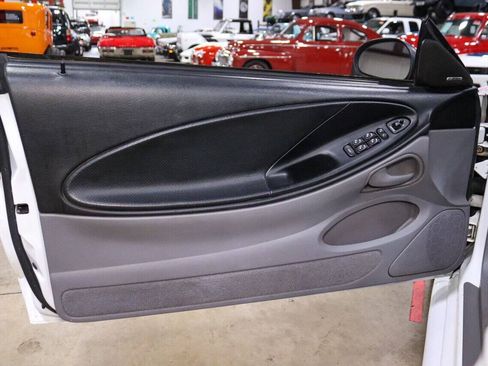 Used 1995 Ford Mustang GT RWD image 24