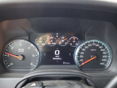 Used 2017 Chevrolet Suburban Premier AWD/4WD image 20