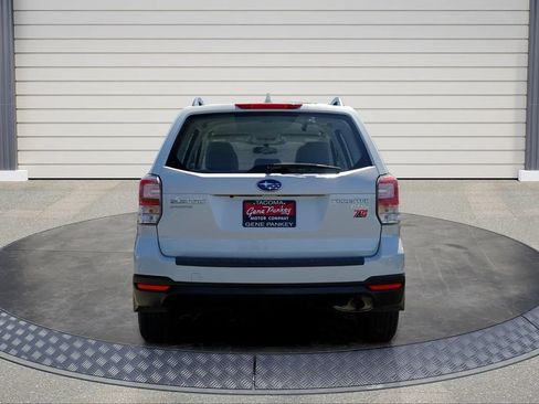 Used 2017 Subaru Forester 2.5i w/ Alloy Wheel Package AWD/4WD image 6