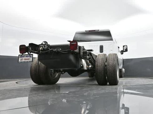 New 2025 GMC Sierra 3500 Pro w/ Convenience Package image 46