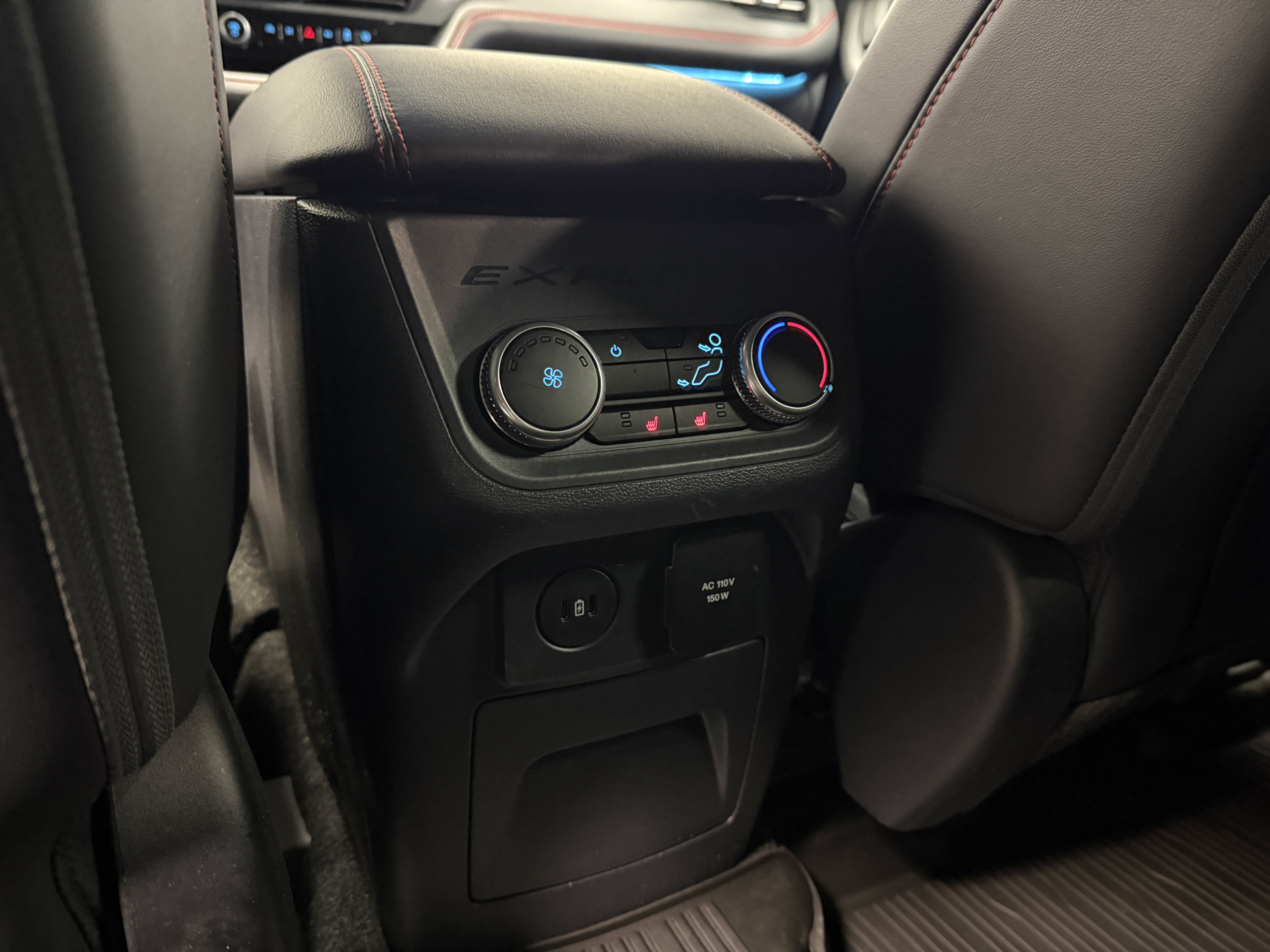 Used 2025 Ford Explorer ST AWD/4WD image 29