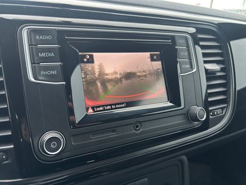 Used 2019 Volkswagen Beetle 2.0T S image 20