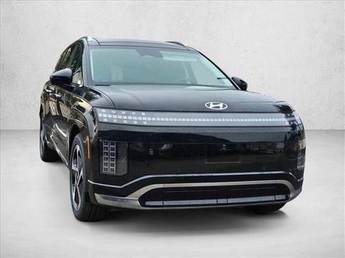 New 2026 Hyundai Ioniq 9 Calligraphy image 7