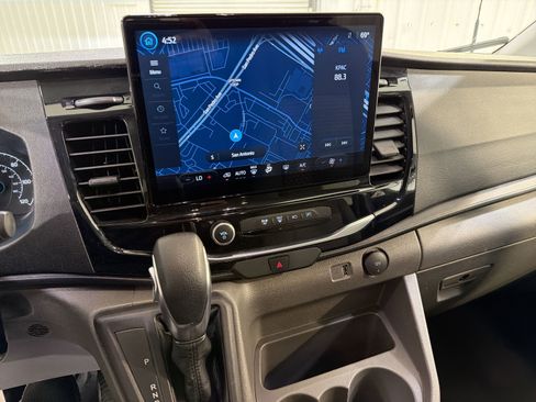 Used 2023 Ford Transit 350 XLT image 19