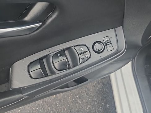 Used 2023 Nissan Sentra SV FWD image 10