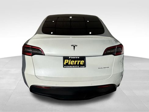 Used 2020 Tesla Model Y Long Range image 3