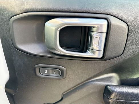 Used 2021 Jeep Wrangler Unlimited Sport image 32