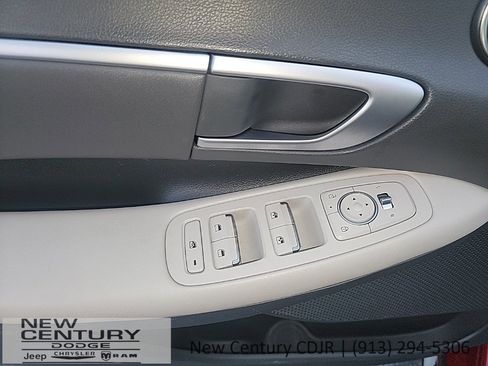 Used 2025 Hyundai Sonata SEL image 8
