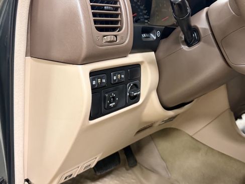 Used 1999 Toyota Land Cruiser AWD/4WD image 21