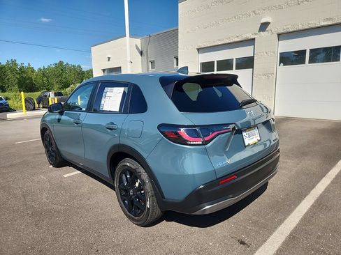 Used 2024 Honda HR-V Sport image 4