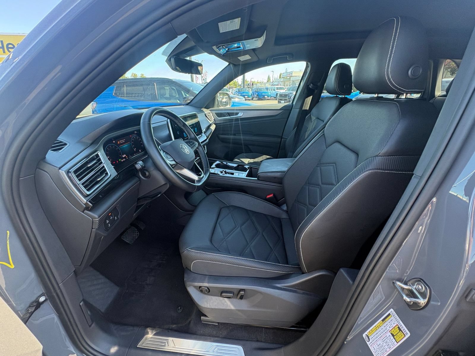 Used 2026 Volkswagen Atlas Cross Sport SE AWD/4WD image 29