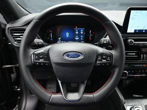 Used 2025 Ford Escape ST-Line FWD image 12