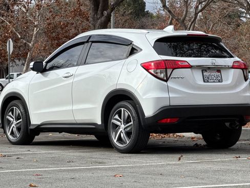 Used 2021 Honda HR-V EX image 6