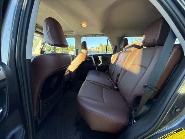 Used 2021 Toyota 4Runner Limited AWD/4WD image 6