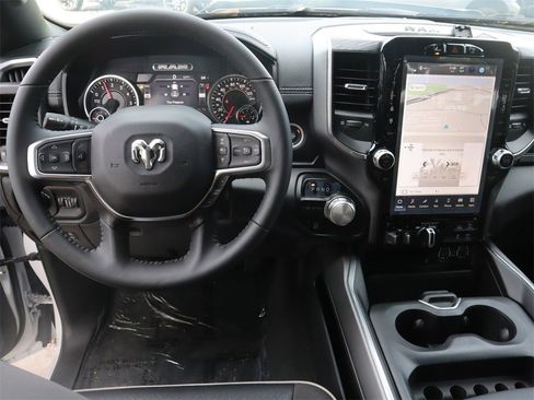 Used 2023 RAM 1500 Laramie image 18