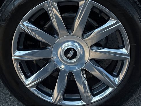 Certified 2024 Cadillac Escalade Premium Luxury Platinum image 15