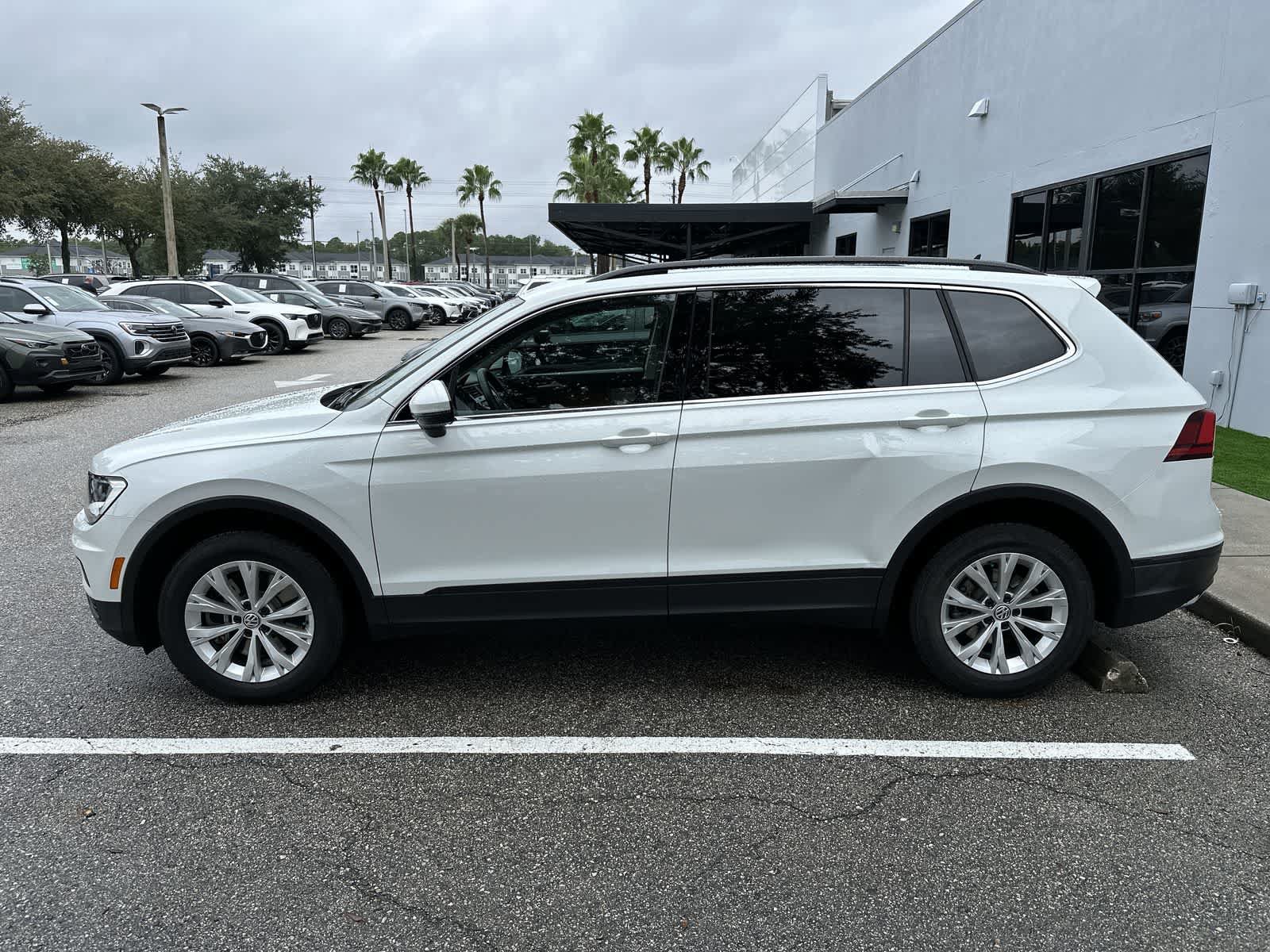 Used 2019 Volkswagen Tiguan SE FWD image 5