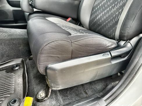 Used 2021 Toyota Tundra SR5 AWD/4WD image 12