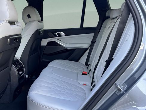 New 2026 BMW X5 sDrive40i w/ Premium Package image 22