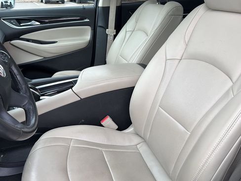 Used 2020 Buick Enclave Premium w/ Sun and Sites Package image 13