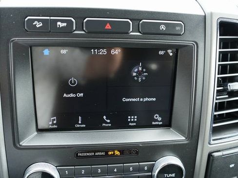 Used 2019 Ford Expedition Max XLT image 25