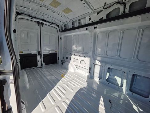 New 2026 Ford Transit 250 148 High Roof image 20