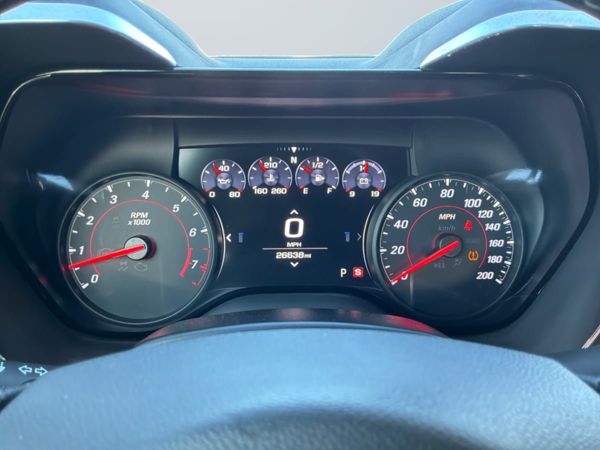 Used 2020 Chevrolet Camaro SS RWD image 12