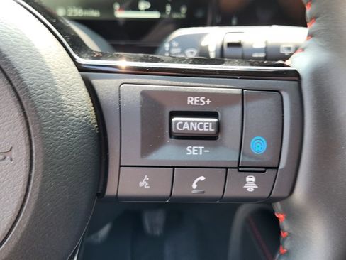 Certified 2025 Nissan Kicks SR w/ SR Premium Package AWD/4WD image 23