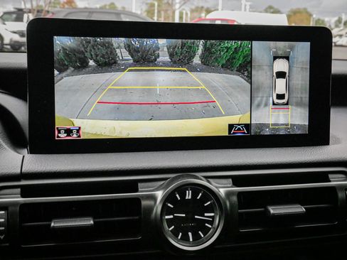 Used 2025 Lexus IS 500 image 25