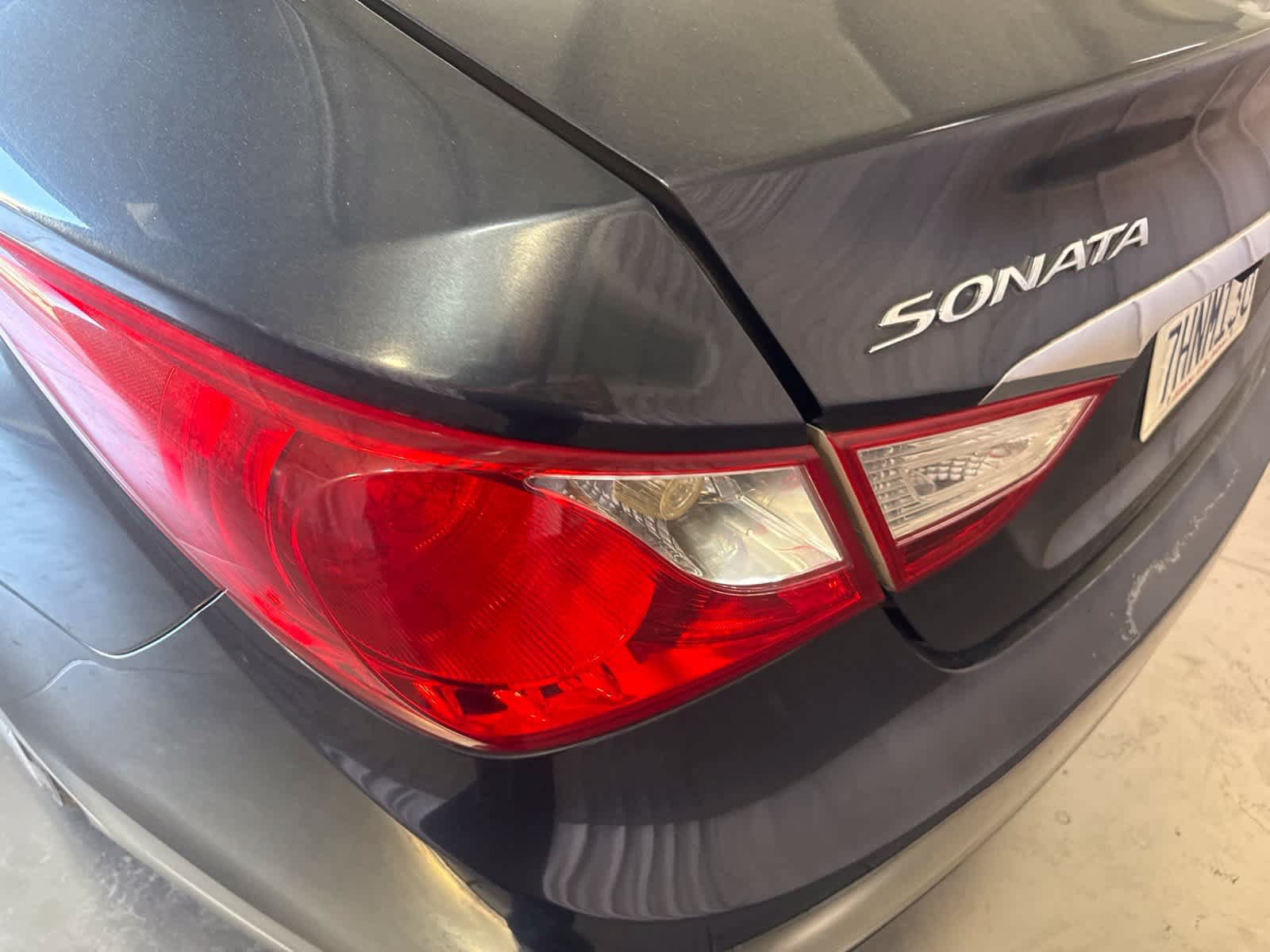 Used 2013 Hyundai Sonata GLS FWD image 12