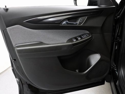 Used 2024 Chevrolet TrailBlazer LT w/ LT Cold Weather Package image 21