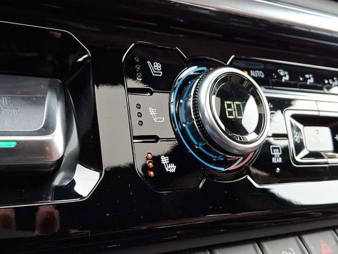 Used 2023 GMC Sierra 1500 Denali Ultimate image 25