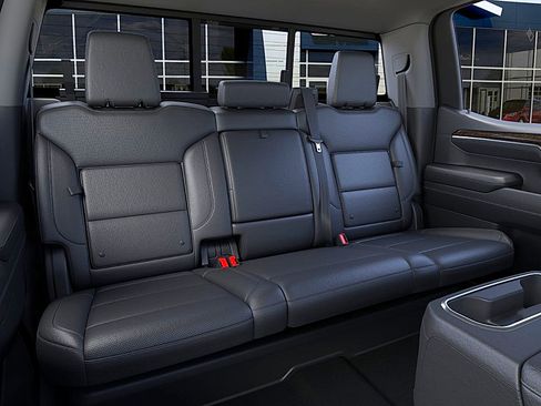 New 2026 GMC Sierra 1500 SLT w/ SLT Convenience Package image 17