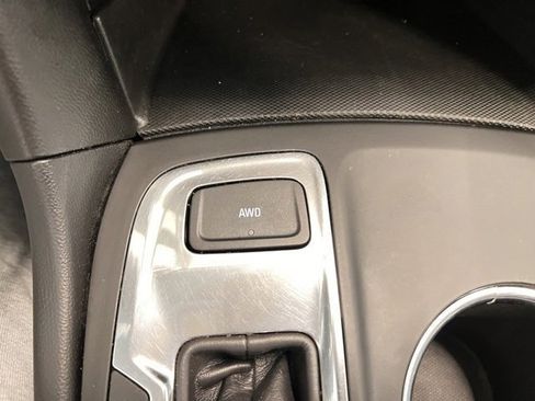 Used 2019 Chevrolet Equinox LT image 27