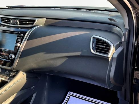 Used 2024 Nissan Murano SV image 18