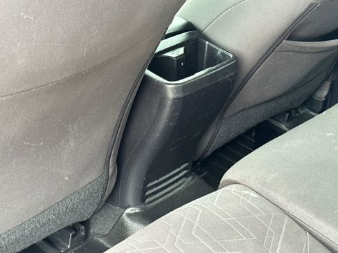 Used 2016 Toyota Tacoma TRD Off-Road w/ Towing Package image 38