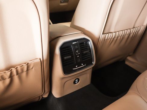 Certified 2026 Porsche Macan AWD/4WD image 25