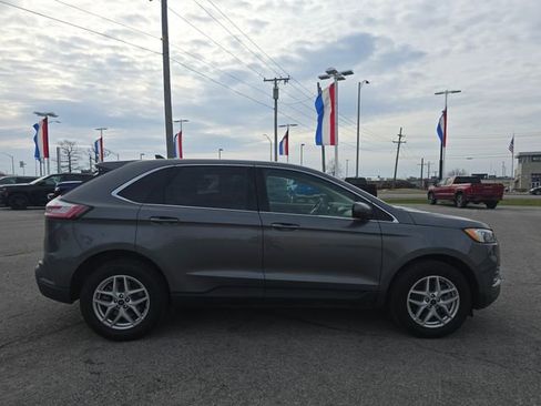 Certified 2024 Ford Edge SEL image 4