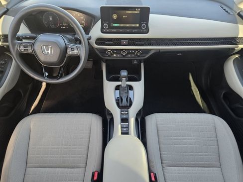 Used 2025 Honda HR-V LX image 5
