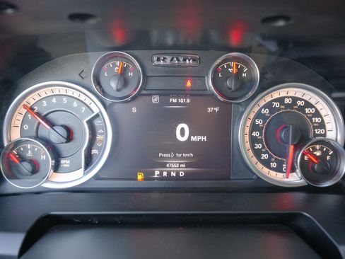 Used 2023 RAM 1500 Classic SLT w/ Electronics Group image 40