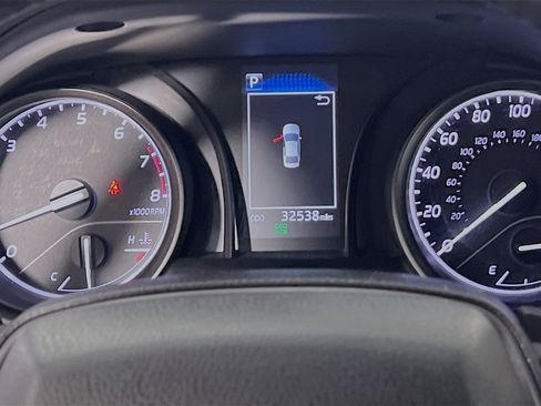 Used 2024 Toyota Camry SE FWD image 22