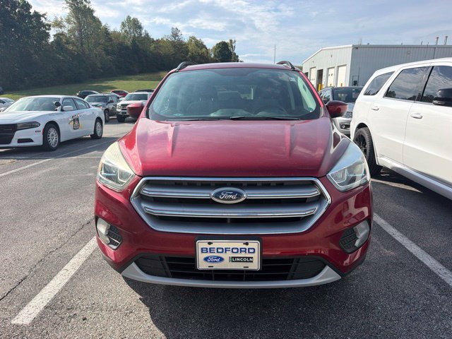 Used 2017 Ford Escape SE w/ Equipment Group 201A AWD/4WD image 3