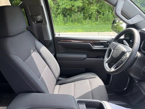 New 2026 Chevrolet Silverado 1500 RST w/ RST Select Package AWD/4WD image 32
