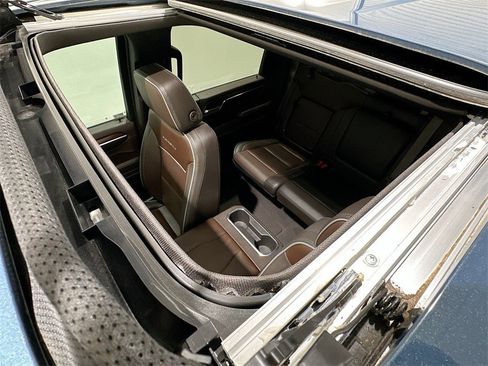 Certified 2024 GMC Sierra 2500 Denali w/ Denali Reserve Package image 23