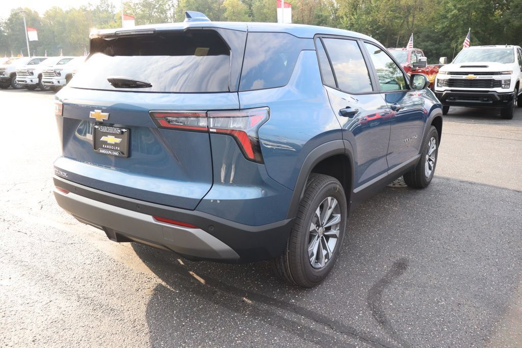 New 2027 Chevrolet Equinox LT FWD image 22